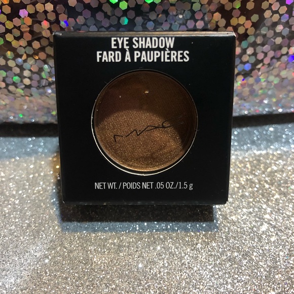 BNIB! MAC Eyeshadow single in Amber Lights Frost - Picture 4 of 9
